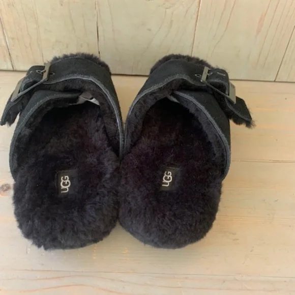 UGG OUTSLIDE BUCKLE BLACK FUR SANDALS SLIPPERS US 8 new - Picture 4 of 7